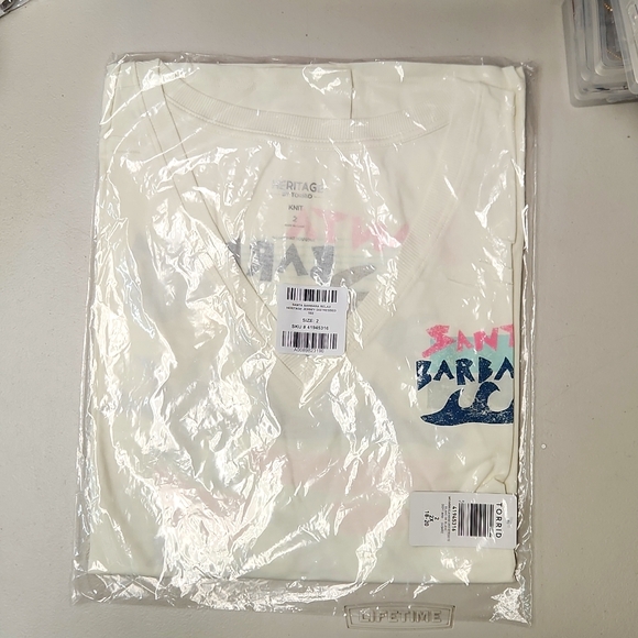 ❤️NWT VINTAGE TORRID TEE - SANTA BARBARA SHARK BITE DISTRESSED DESTRUCTED PLUS - Picture 5 of 10